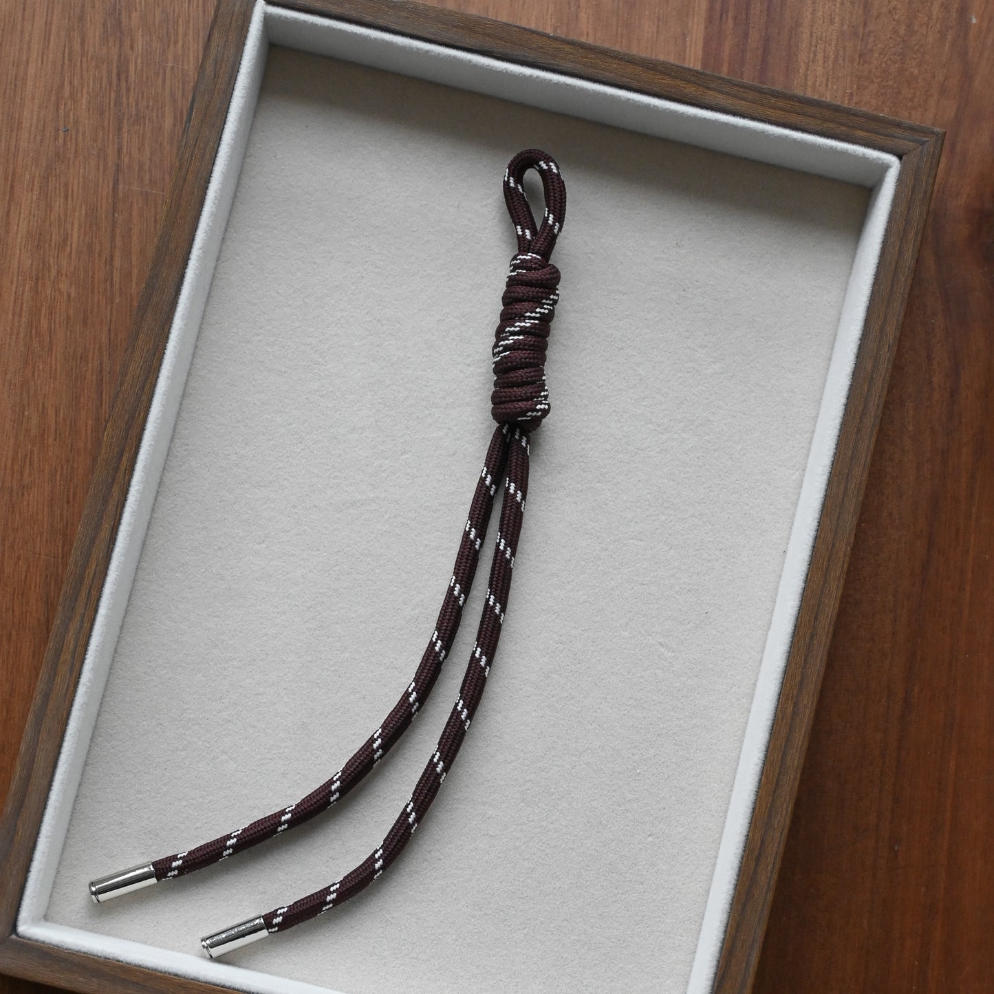 Paracord Strap (Brown)