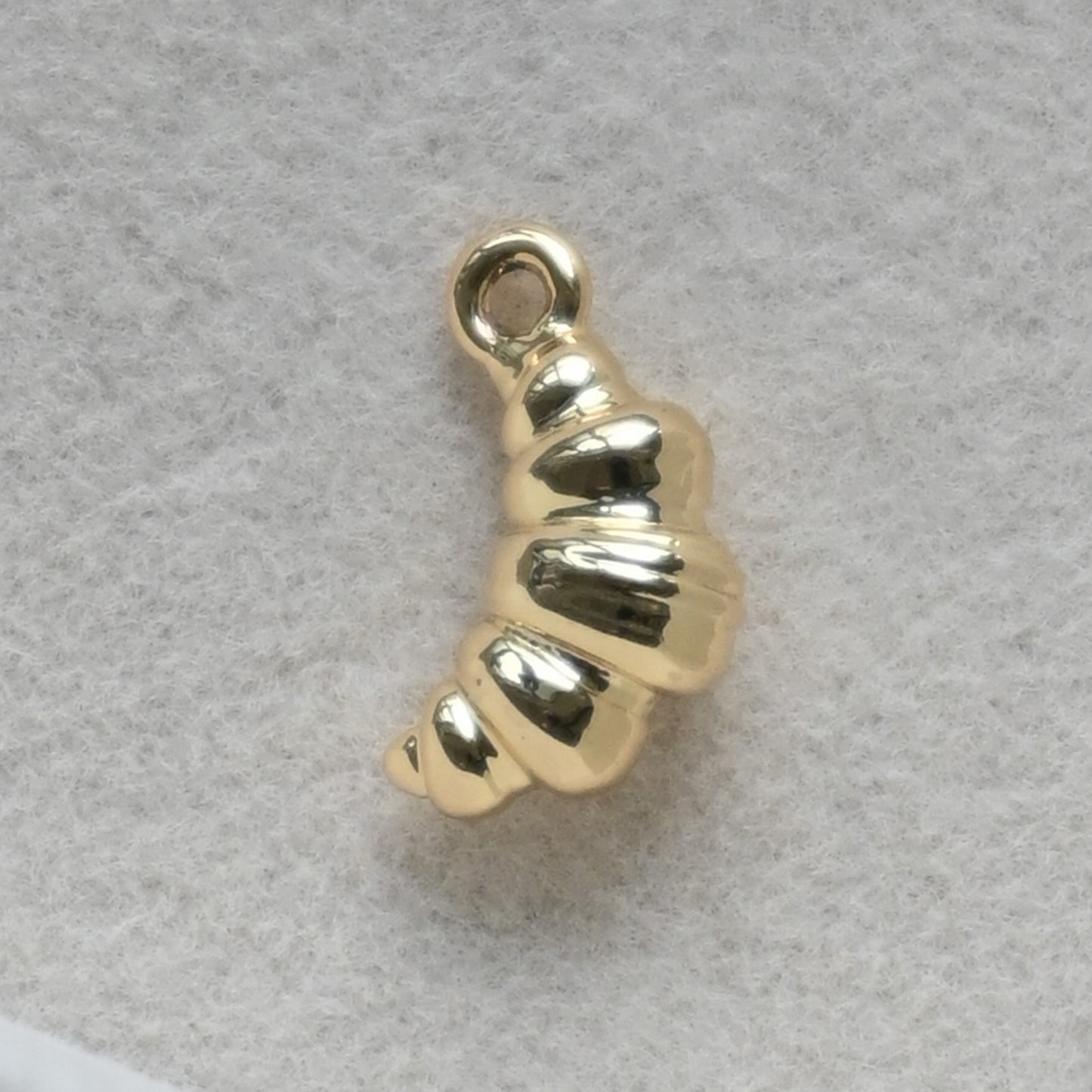 Croissant Charm (Gold)
