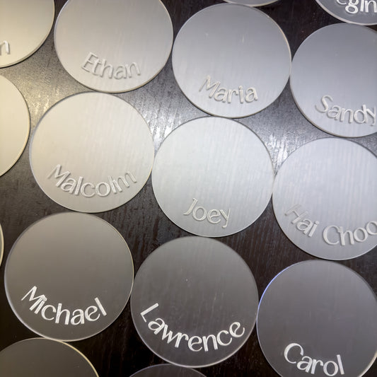 Personalised Frosted Acrylic Wedding Door Gifts/Place Cards (Round)