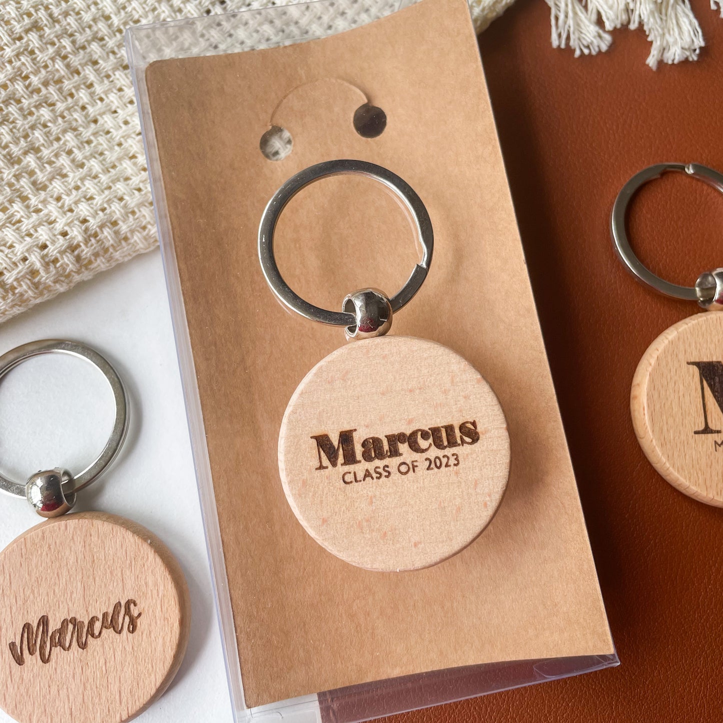 Wooden Engrave Keychain (Round)