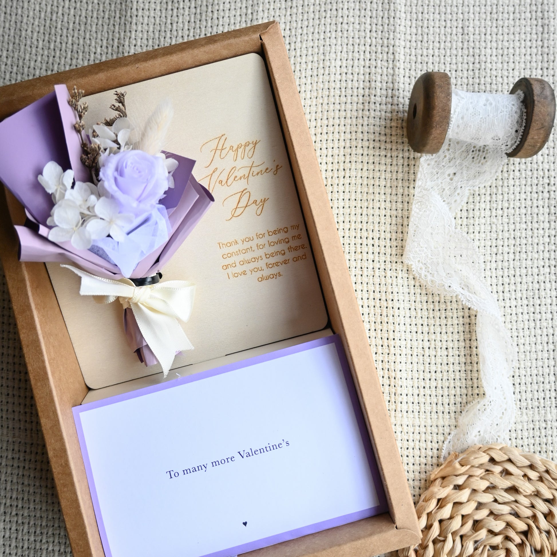 To Cherish Preserved Flowers Valentine's Gift Set - Lilac