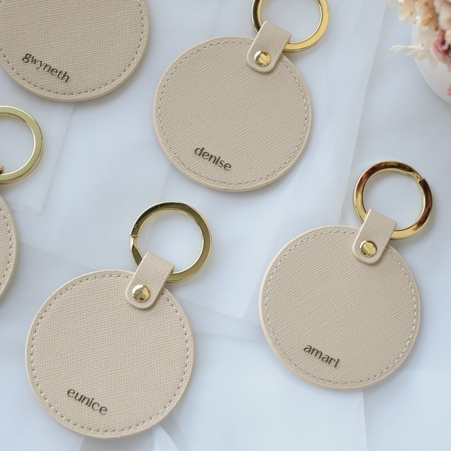 Personalised Leather Round Keychain (Cream)