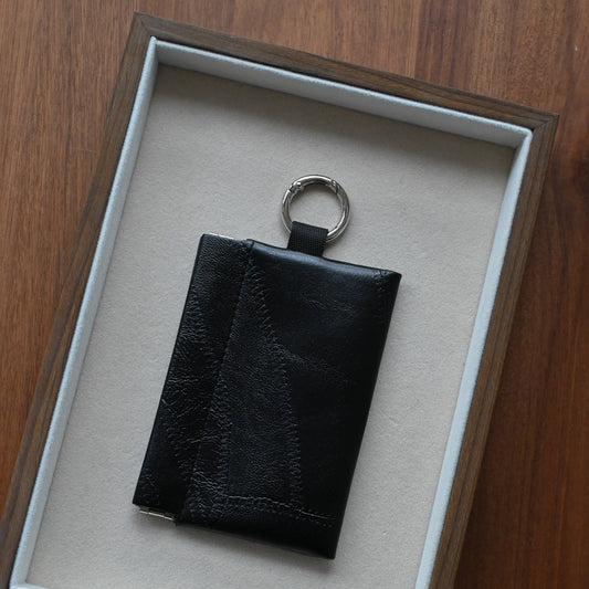 Magnetic Pouch (Black)