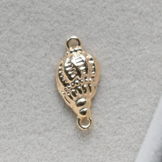 Conch Charm (Gold)
