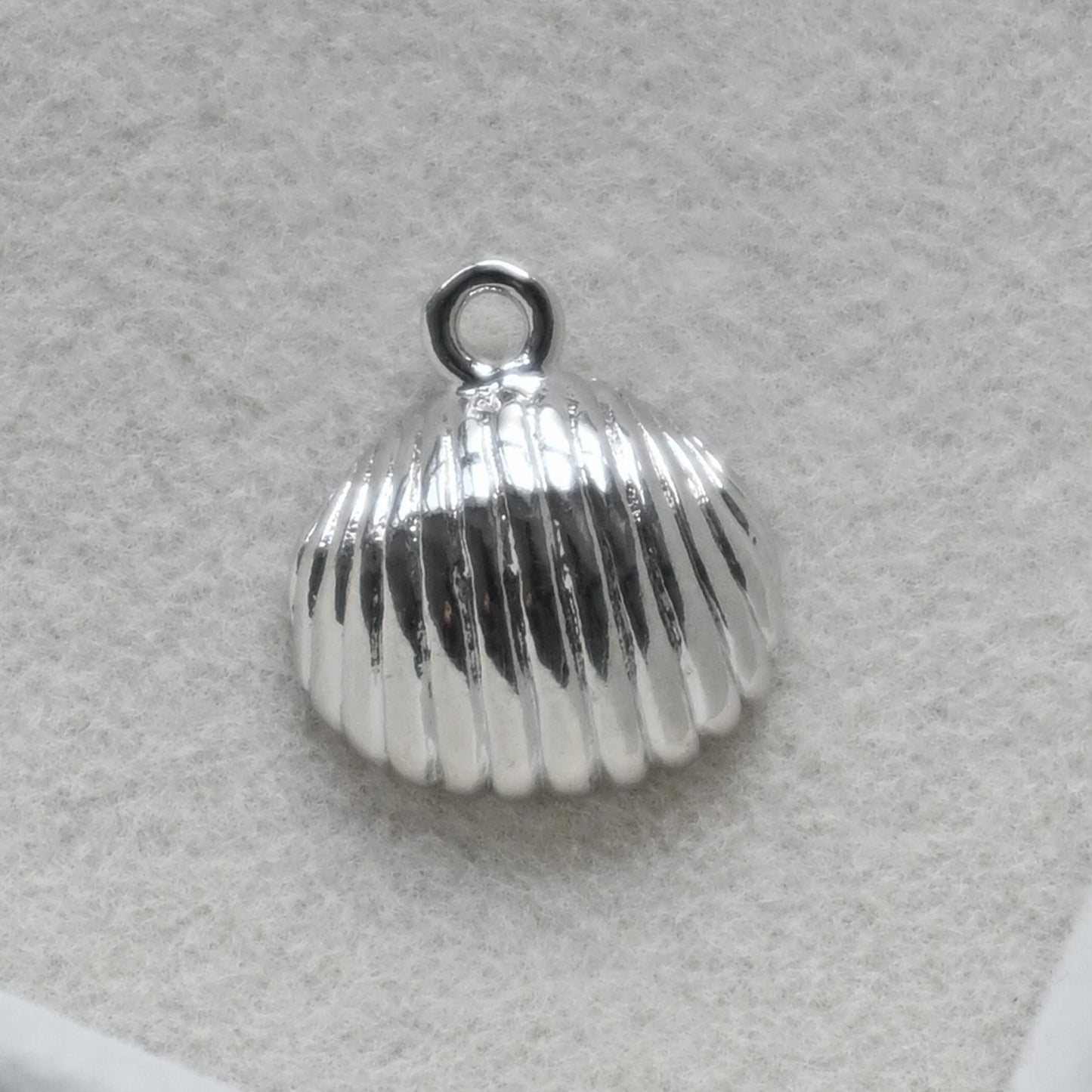 Seashell Charm (Silver)