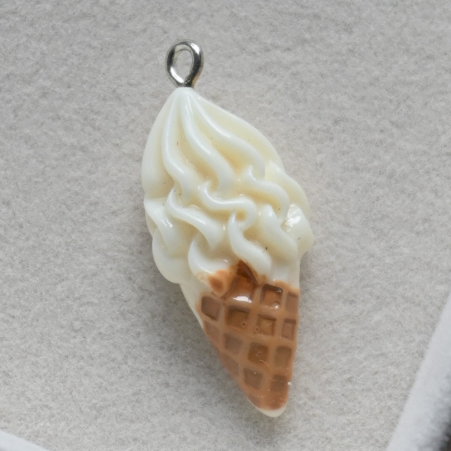 Ice Cream Charm (White/Vanilla)