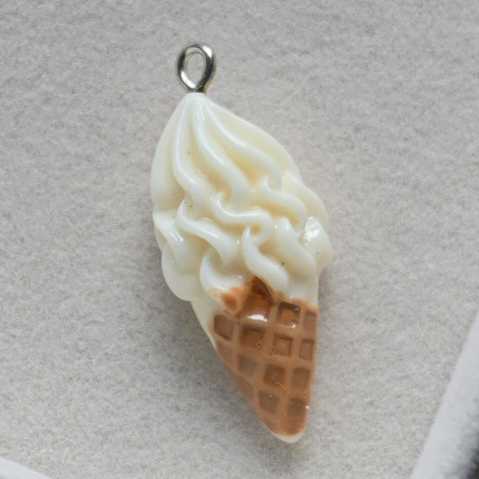 Ice Cream Charm (White/Vanilla)
