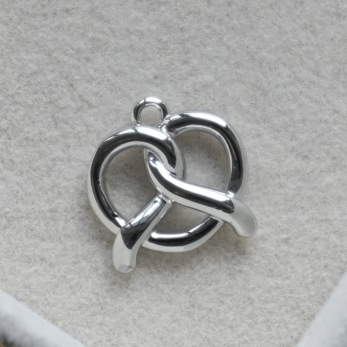 Pretzel Charm (Silver)