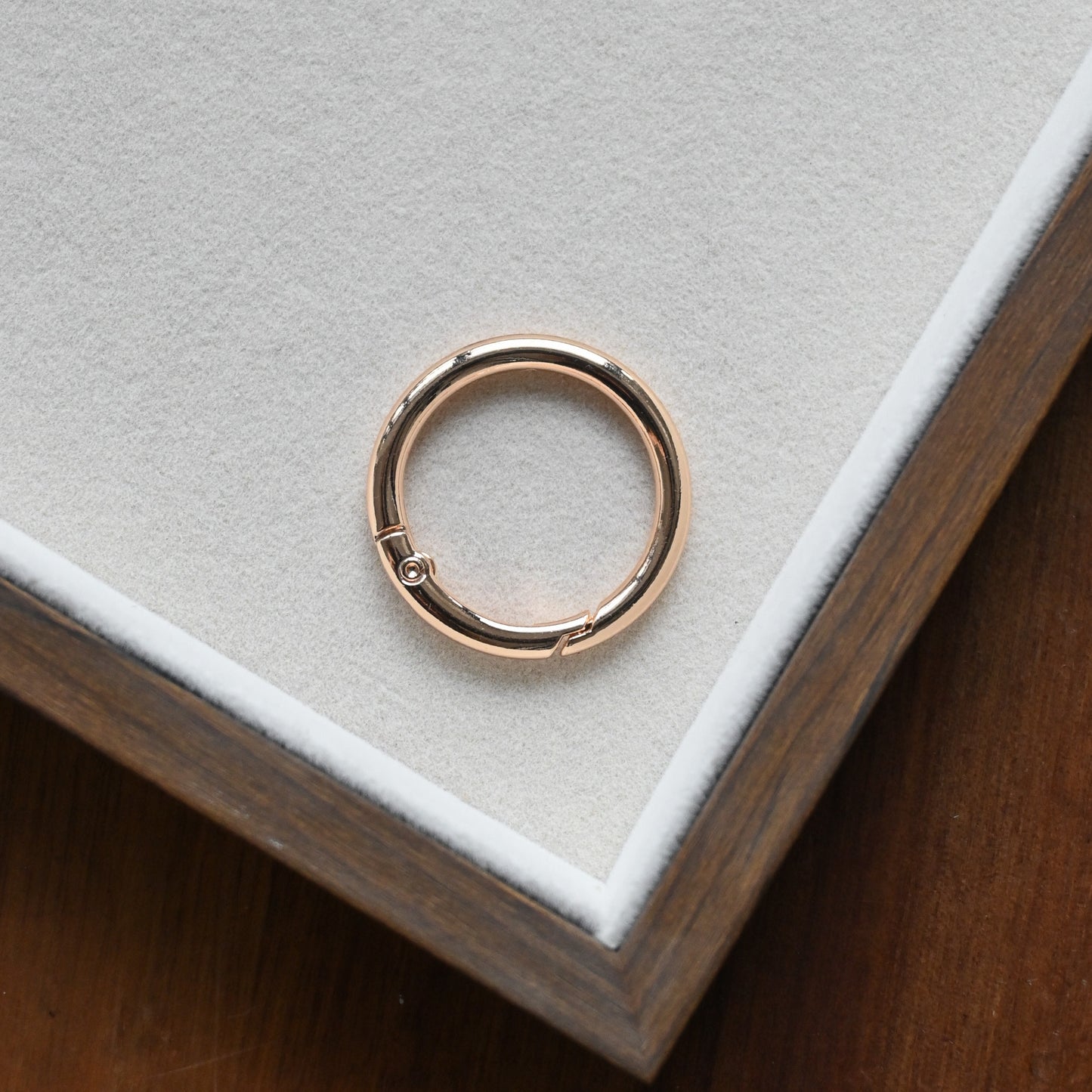 Round Gold Clasp