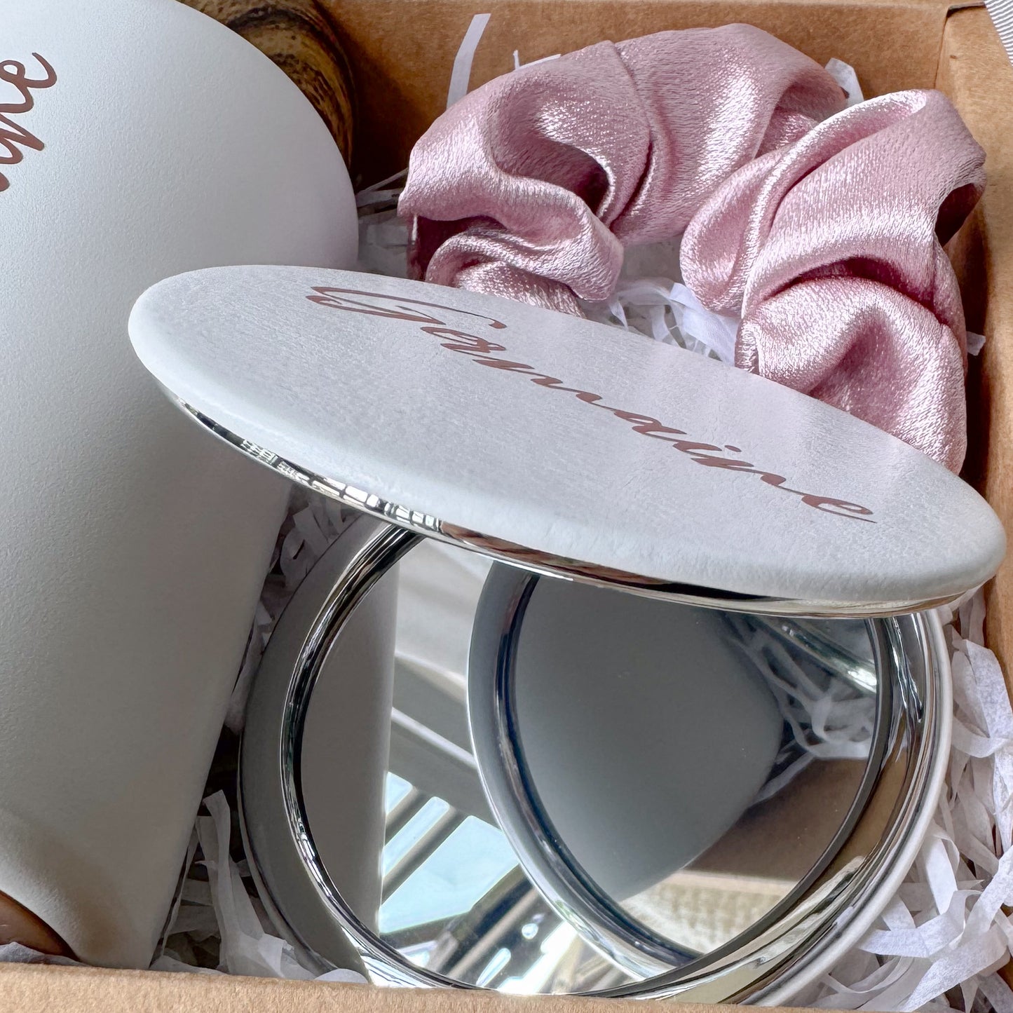 Compact Mirror